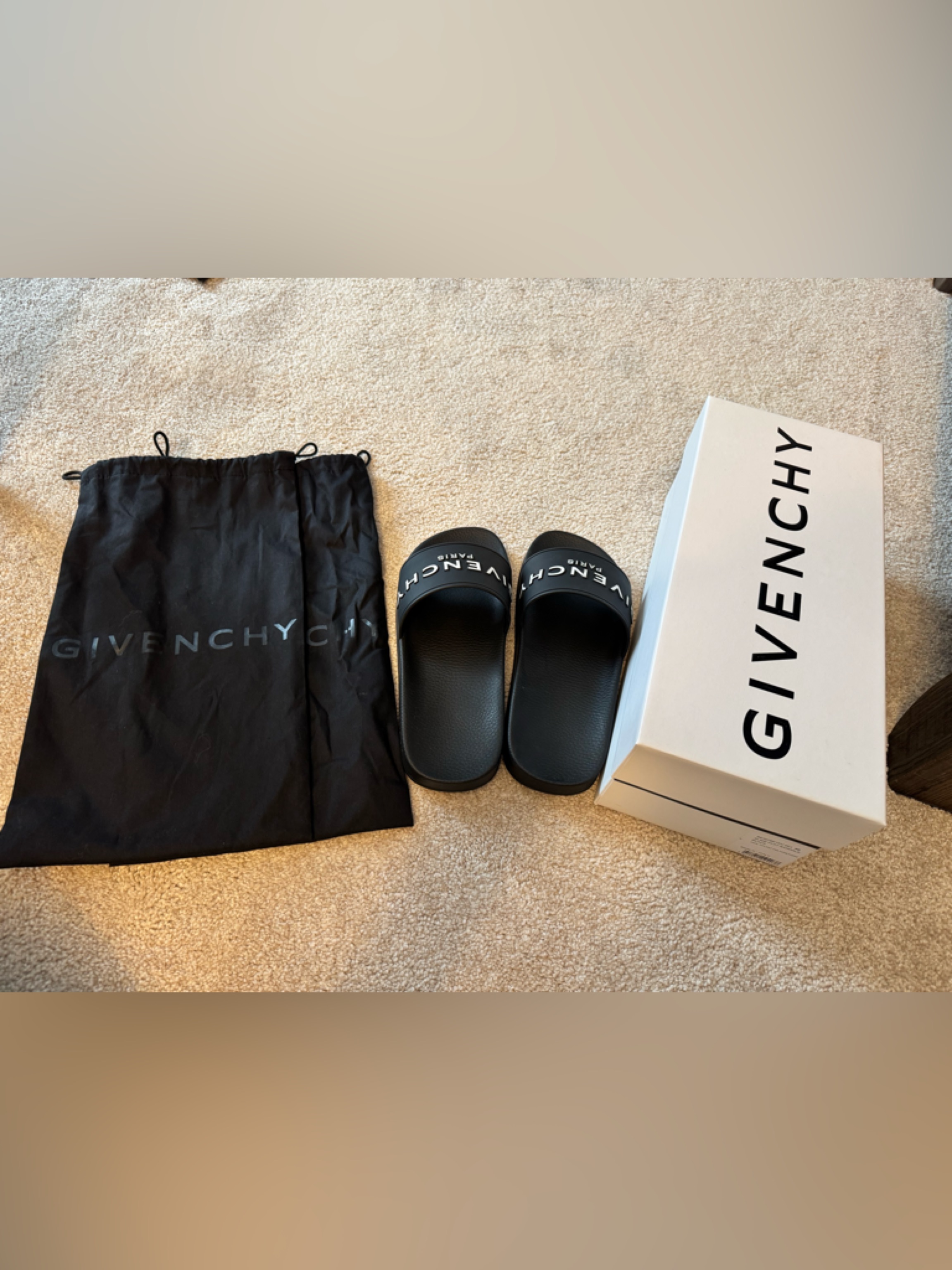 Givenchy Logo Rubber Sandal Slide Brand New, Size 40.